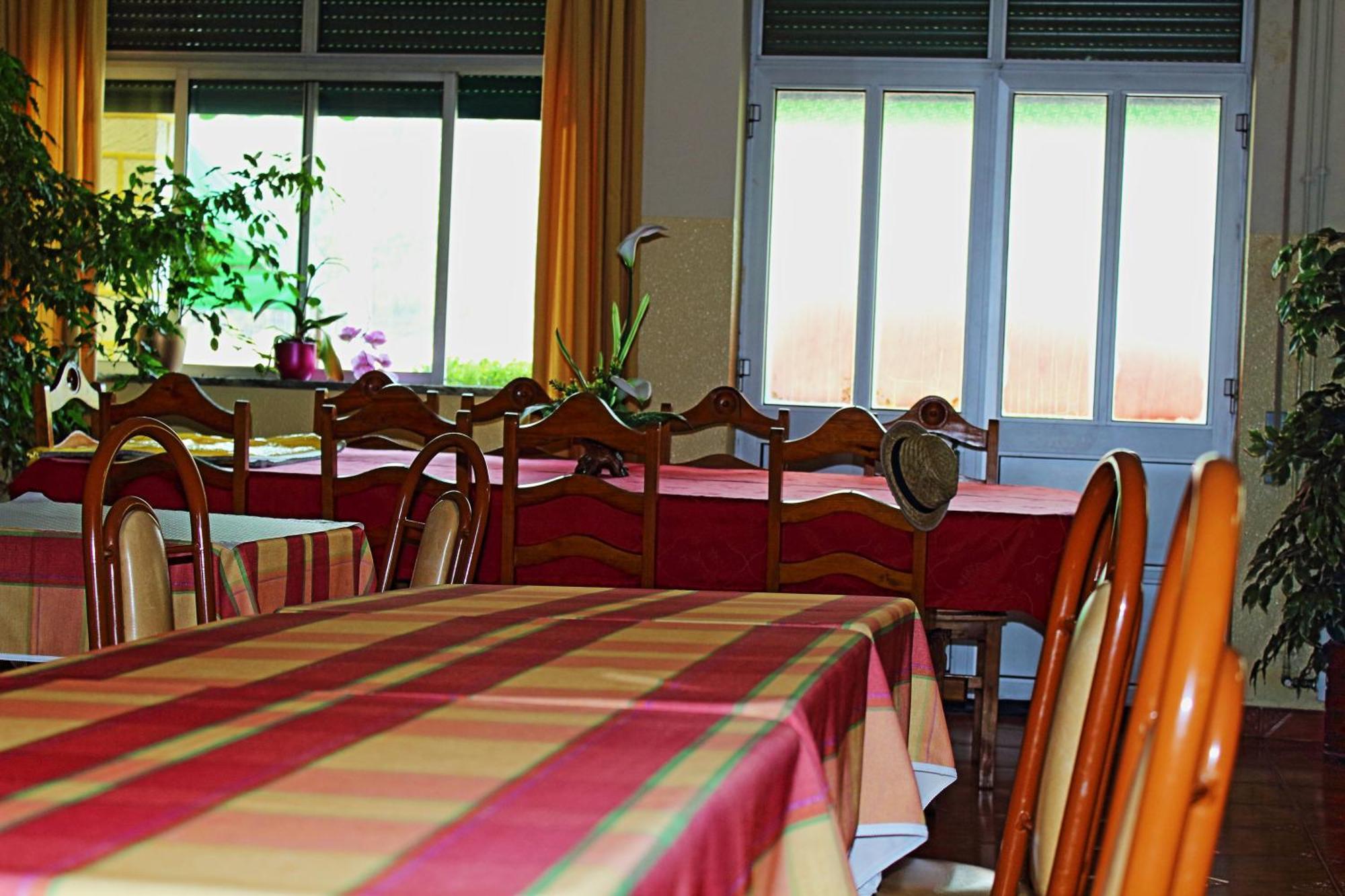 Residencial Pinho Verde 梅阿利亚达 外观 照片