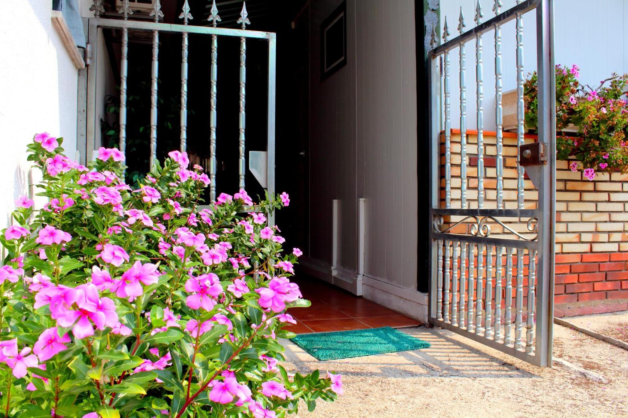 Residencial Pinho Verde 梅阿利亚达 外观 照片