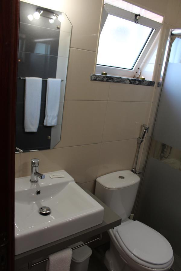 Residencial Pinho Verde 梅阿利亚达 外观 照片